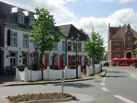 Emmerich-Niederelten : Eltener Markt